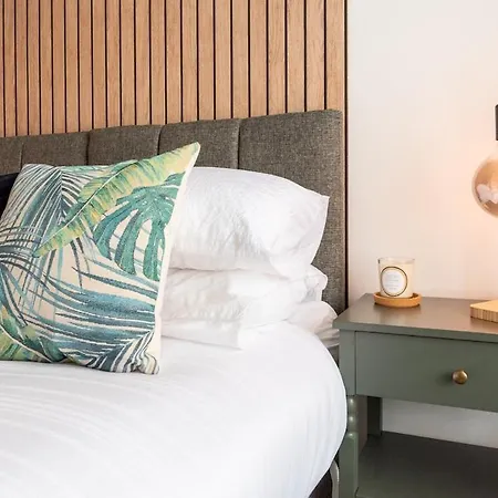 Stylish 1 Bed - Town Centre, 6 哈罗盖特